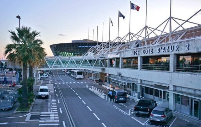 🇲🇨Do you need to transport your clients from Nice to Monaco to attend several events ?

All our drivers know the Côte d'Azur perfectly and we obviously provide the connection from the @aeroportnice.

✨We will take care of all your needs and deliver the best services.

👉Contact us to get a personalized quote.